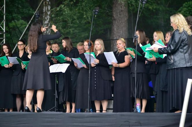 Odpust w Gietrzwałdzie. Do słynącej z Objawień Maryjnych miejscowości przyjechały tłumy