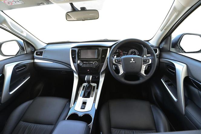 2016 Mitsubishi Pajero Sport