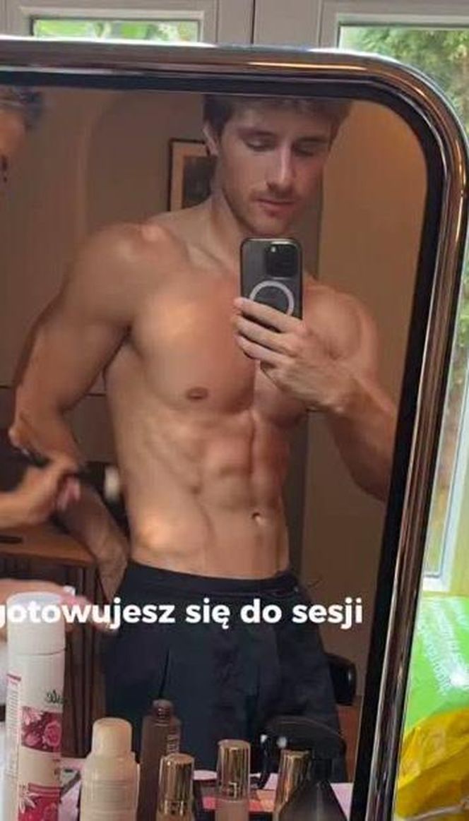 Maciej Musiał kipi seksem