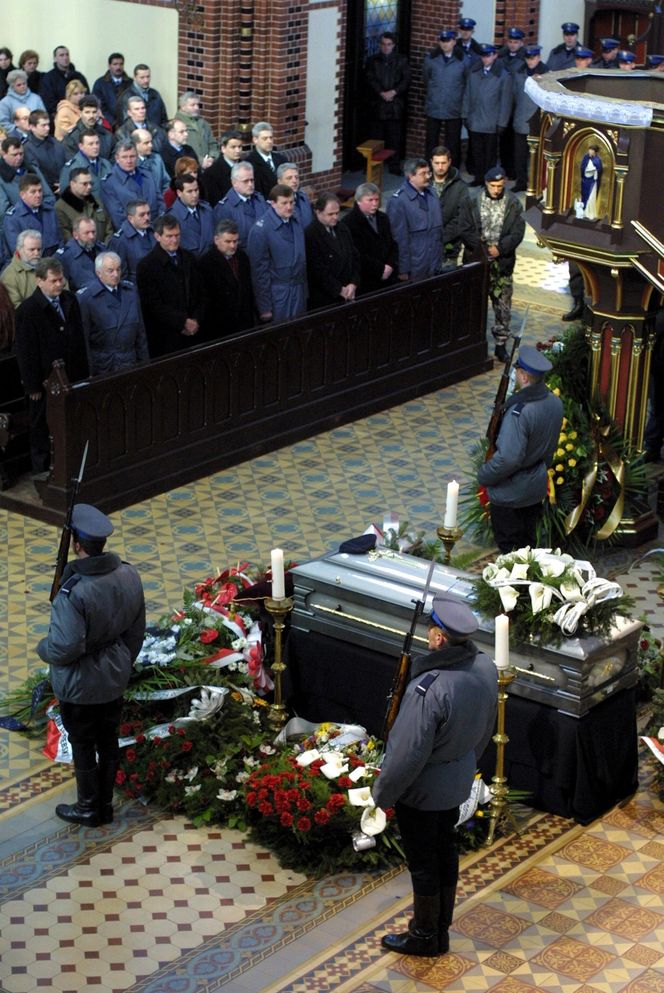 Bitwa z gangiem Mutantów w Magdalence. Dwóch policjantów zginęło szturmując kryjówkę