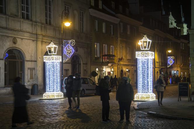 Świąteczne iluminacje w Warszawie