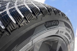 To najlepsze opony zimowe. ADAC przetestował 31 modeli