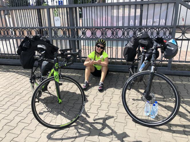 Na rowerach z Jasła do Sopotu. Wykręcili pieniądze dla Domu Dziecka w Kołaczycach! [ZDJĘCIA]