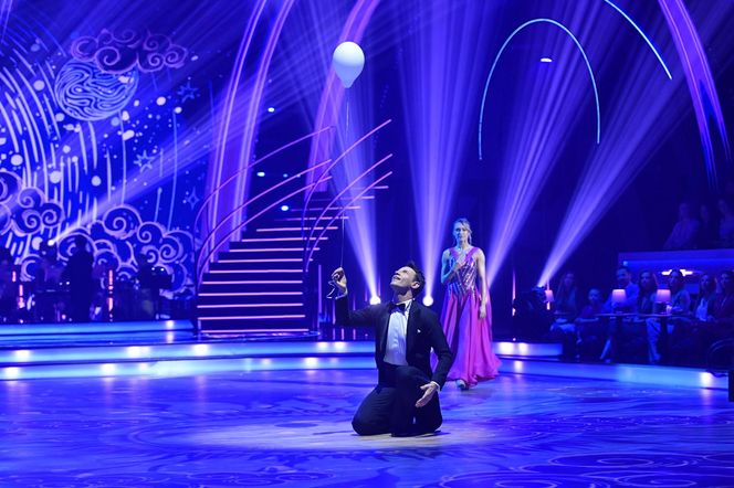 "Taniec z Gwiazdami" - półfinał 16. edycji. Parkiet pod napięciem!