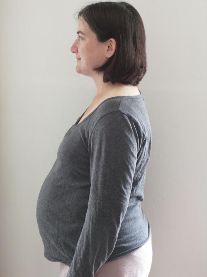 Kobieta w 27 tygodniu ciąży