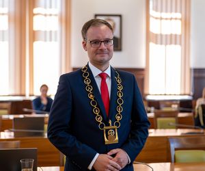 Zaprzysiężenie nowego prezydenta Zabrza. Kamil Żbikowski złożył ślubowanie i zwrócił się do mieszkańców
