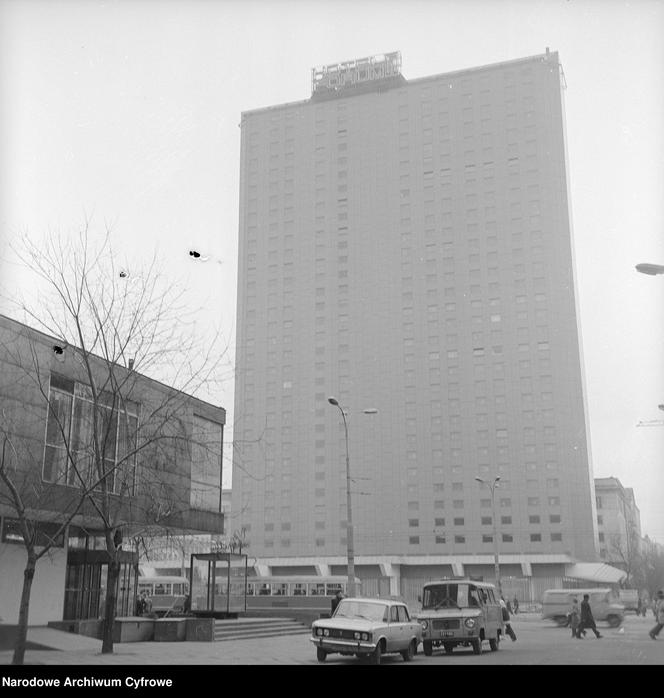 Hotel Forum (Novotel) - 1974 r.