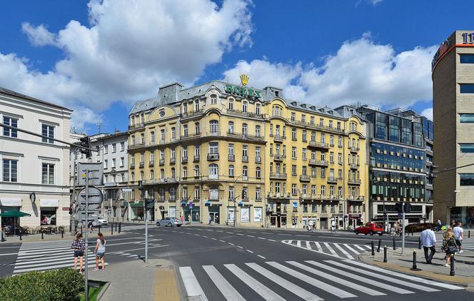 Ekskluzywne marki i... niebotyczne ceny. Zobacz najdroższe sklepy w Warszawie! [TOP 10]