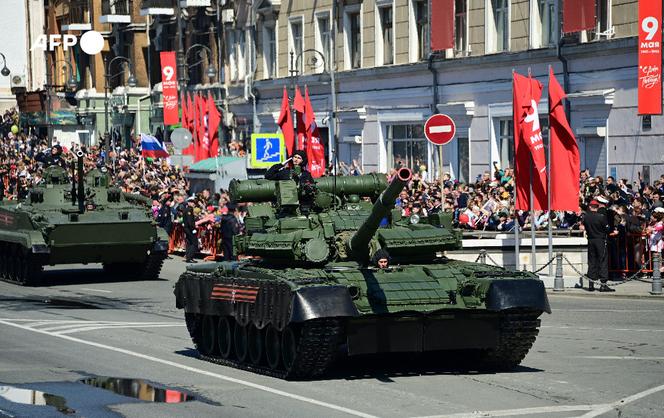 Tak Rosjanie obchodzą Dzień Zwycięstwa. Rozpoczęły się parady [ZDJĘCIA, FILM]