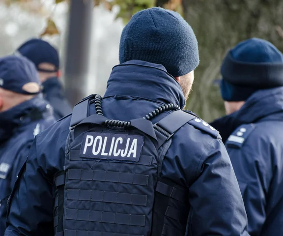 Szkoła we Włodarach ostrzelana. Policja zatrzymała mężczyznę!