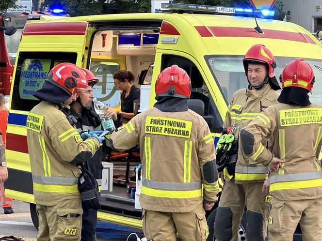 Horror na pływali w Warszawie! Masowe zatrucie tlenkiem chlorku, wiele osób poszkodowanych