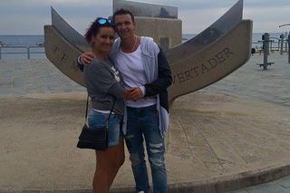 RADEK  LISZEWSKI Z ŻONĄ W BARCELONIE
