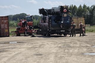 Tajemniczy kontener z bronią i amunicją na Podkarpaciu. W Laszkach pracują służby