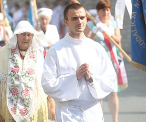 Tysiące kobiet i dziewcząt na pielgrzymce do Piekar Śląskich. Jestem w Kościele, więc idę