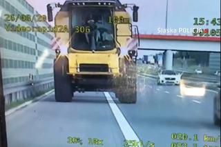 Jechał KOMBAJNEM PO AUTOSTRADZIE A1 20 km/h. Nie mieścił się na jednym pasie! Policja w szoku! 