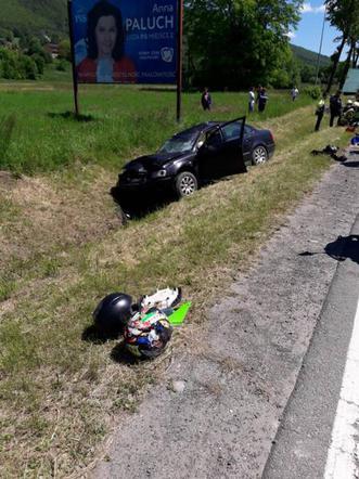 Zderzenie motocykla z samochodem osobowym we Frycowej