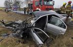 Śmiertelny wypadek na DK11 pod Kluczborkiem! 42-latek zginął po zderzeniu z tirem 