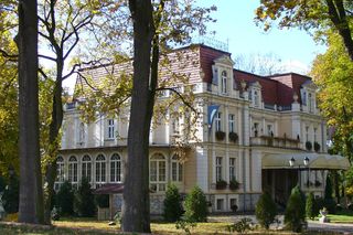 Pałac w Niewodnikach