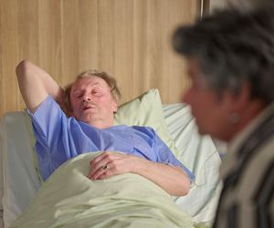 Na Wspólnej odc. 4033. Juliusz (Daniel Olbrychski), Sabina Szulc (Małgorzata Duda-Kozera)