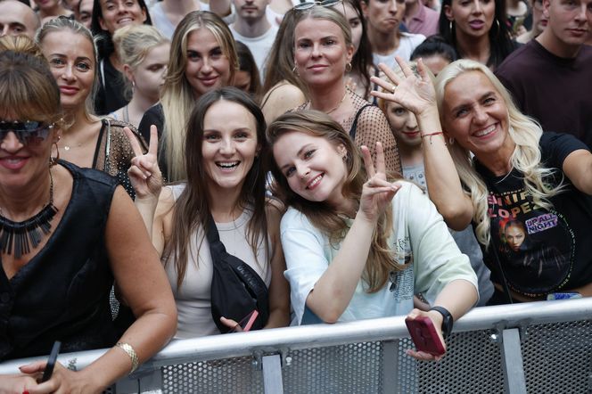 Koncert Jennifer Lopez w Warszawie (25.07.2025) - część druga. Organizatorem koncertu jest Prestige MJM