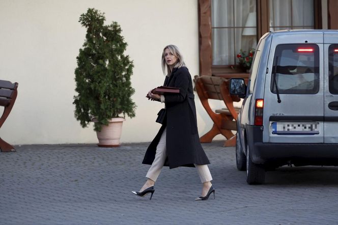 Tłumy gości na ślubie Katarzyny Cichopek i Macieja Kurzajewskiego. Wiemy, kto się pojawił