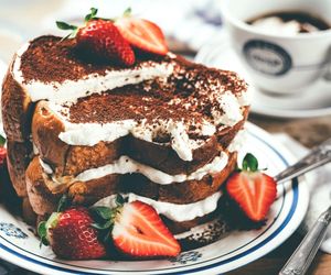 Aromatyczne francuskie tosty à la tiramisu. Ten smak podbija serca