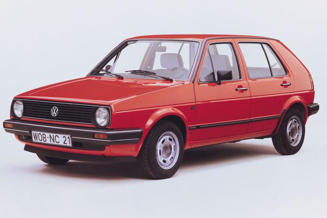 QUIZ. Motoryzacja lat 80. Wiesz o niej wszystko? Pytania nie są łatwe!