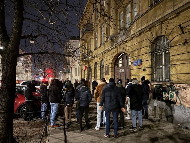 Tak koledzy oddali hołd zastrzelonemu policjantowi. Mateusz miał 34-lata