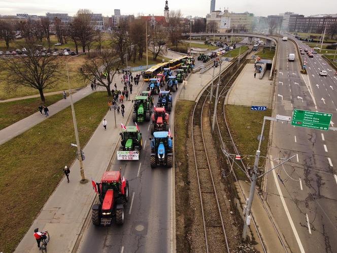 Totalny najazd na Wrocław, traktory na ulicach. Zgromadzenie rolników rozwiązane!
