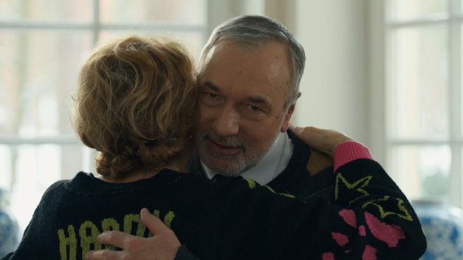 Barwy szczęścia, odcinek 3195. Andrzej (Leon Charewicz), Józefina (Elżbieta Jarosik)