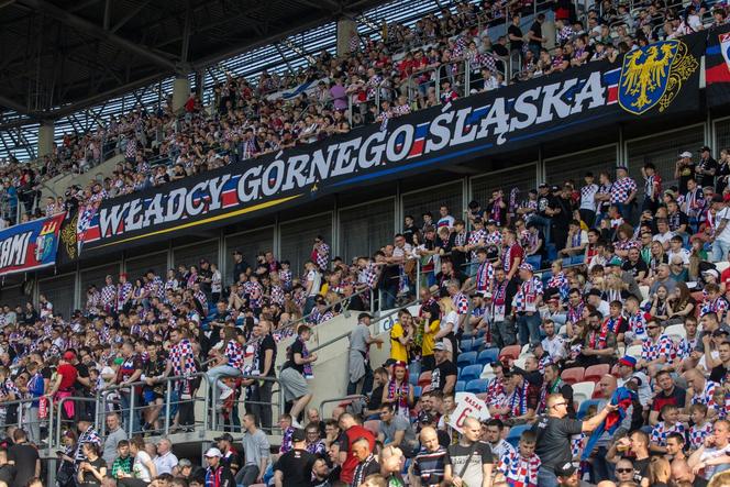 Górnik Zabrze kontra Pogoń Szczecin 2:1