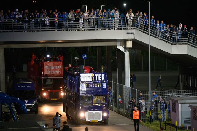 Szalona noc w Poznaniu. Tak Lech świętował dziewiąte mistrzostwo Polski 