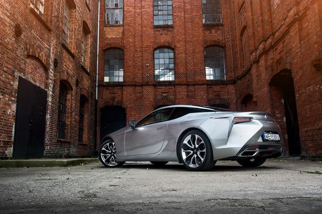 Lexus LC500h 3.5 V6 359 KM Superturismo