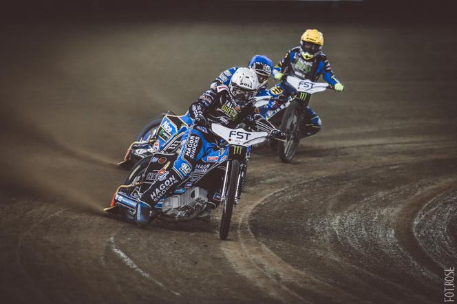 Bartosz Zmarzlik obronił tytuł mistrza świata na Motoarenie. Zdjęcia z toru i trybun