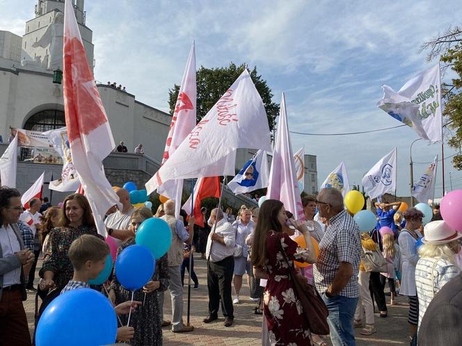 13. Marsz dla Życia i Rodziny zgromadził tłumy na ulicach Białegostoku [ZDJĘCIA]