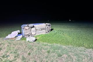 Przyjechali do wypadku, samochód był pusty. Strażacy szukali poszkodowanych dronem 