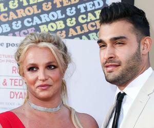 Mąż Britney Spears pokazał za dużo. Widoczne przyrodzenie przykuło uwagę fanów!