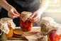 Jelita kochają to jedzenie. Fermentowane produkty mają działanie ochronne