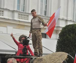 Armaty zagrzmiały w Warszawie. Obchody święta Wojska Polskiego