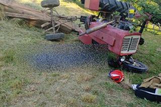 Lubinka. Nie żyje 78-latek przygnieciony przez traktor. Wykonał niefortunny skok