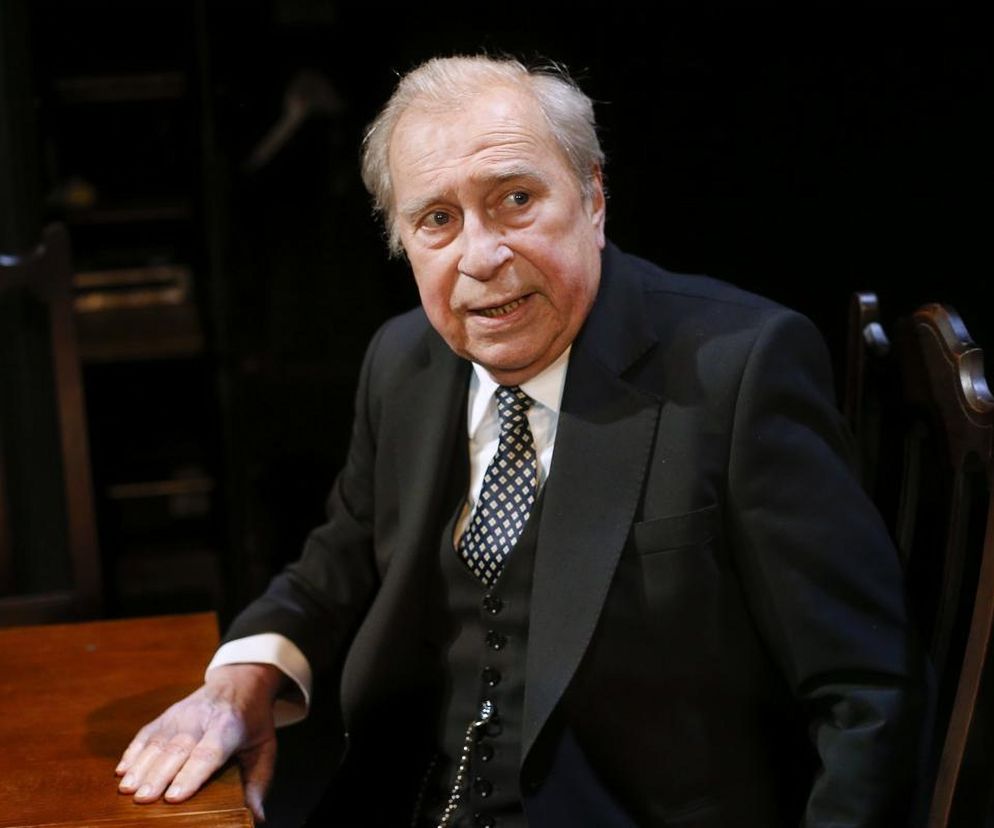 Niepokojące wieści na temat stanu Jerzego Stuhra. Teatr odwołuje spektakle