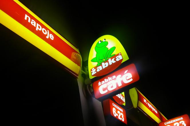 Żabka wycofuje wódkę ze sprzedaży