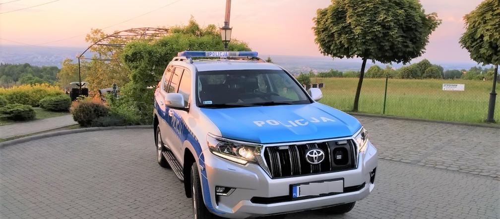 Policjanci z Tarnowa mają samochód za 200 tysięcy złotych. MAMY ZDJĘCIA!