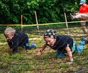 Runmageddon Kids rozgrzał Chorzów. 330 młodych zawodników pokonywało przeszkody