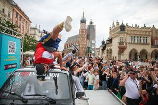 Finał Wielkiej Wyprawy Maluchów na Rynku w Krakowie