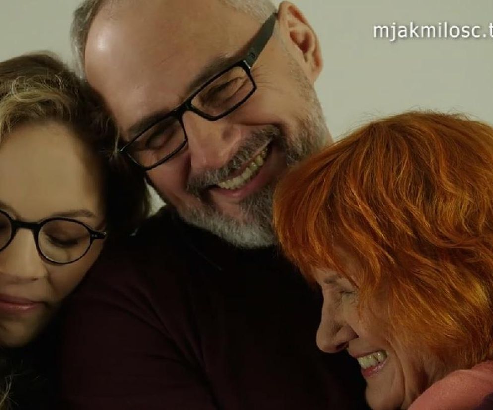 M jak miłość nowy sezon po wakacjach. Sylwia (Hanna Turnau), gosposia Ola (Ewa Kolasińska), Adam Werner (Jacek Kopczyński)