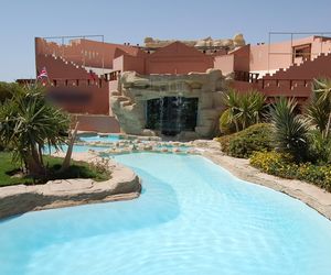 Piękna posłanka pojechała na wakacje z bliskim współpracownikiem Andrzeja Leppera! Pikantne zdjęcia!