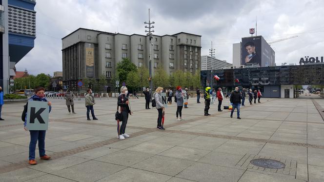 Mieszkańcy się buntują. W Katowicach odbył się protest przeciwko wyborom korespondencyjnym 