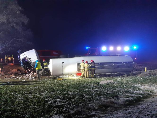 Wypadek dwóch ciężarówek koło Rzepina