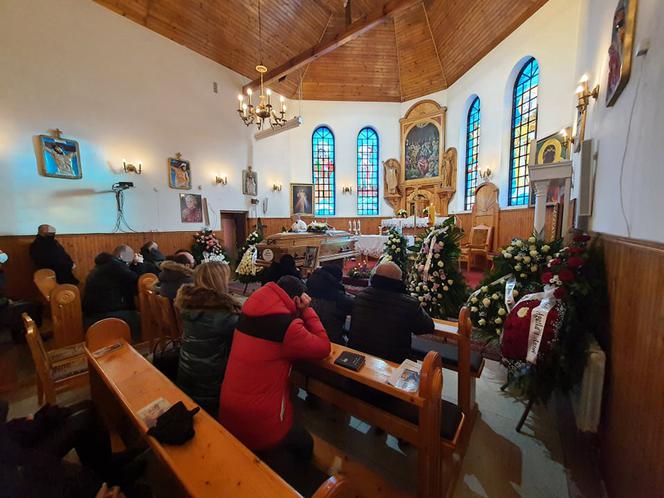 Żałobnicy nie kryli łez